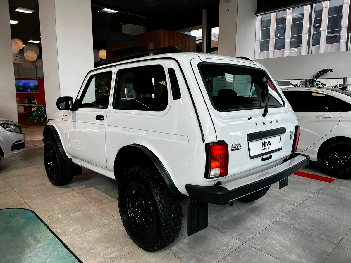 Lada Niva Legend Bronto - Изображение №1