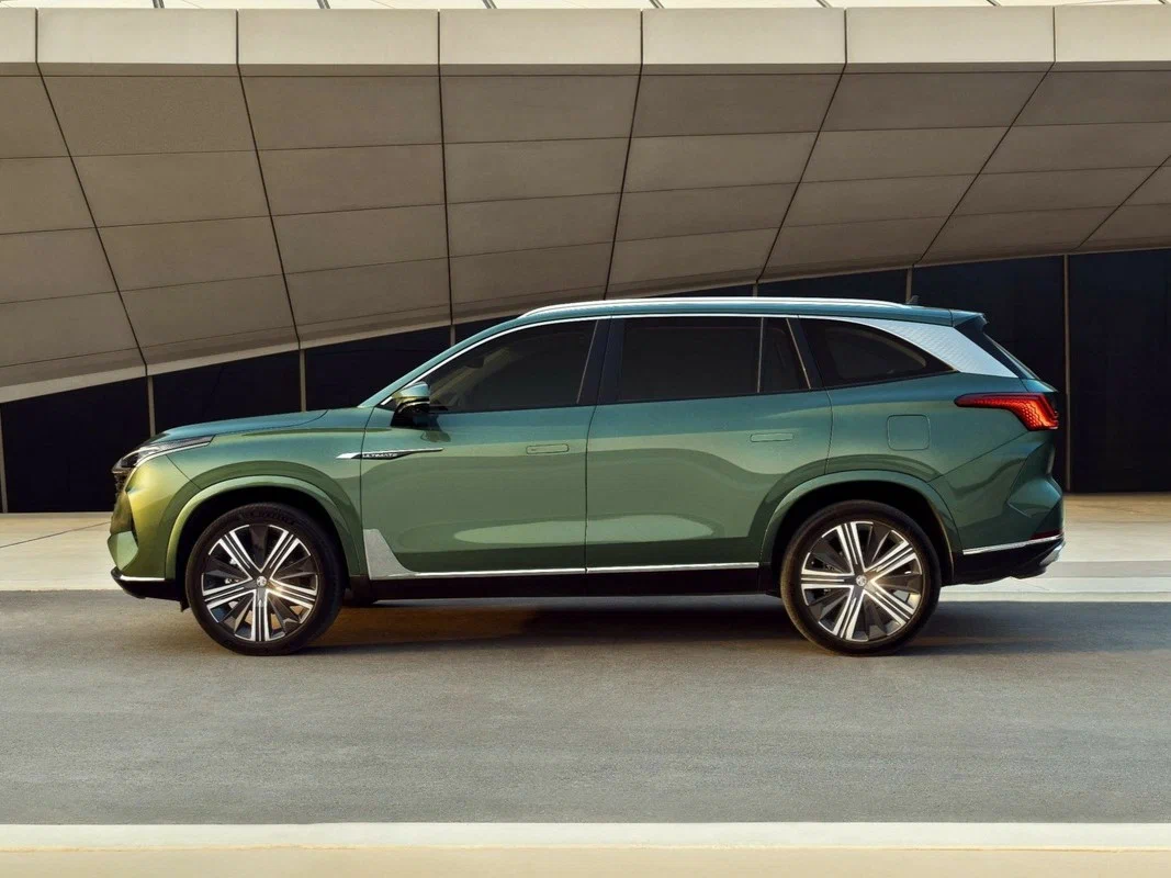 MG RX9 - Изображение №1