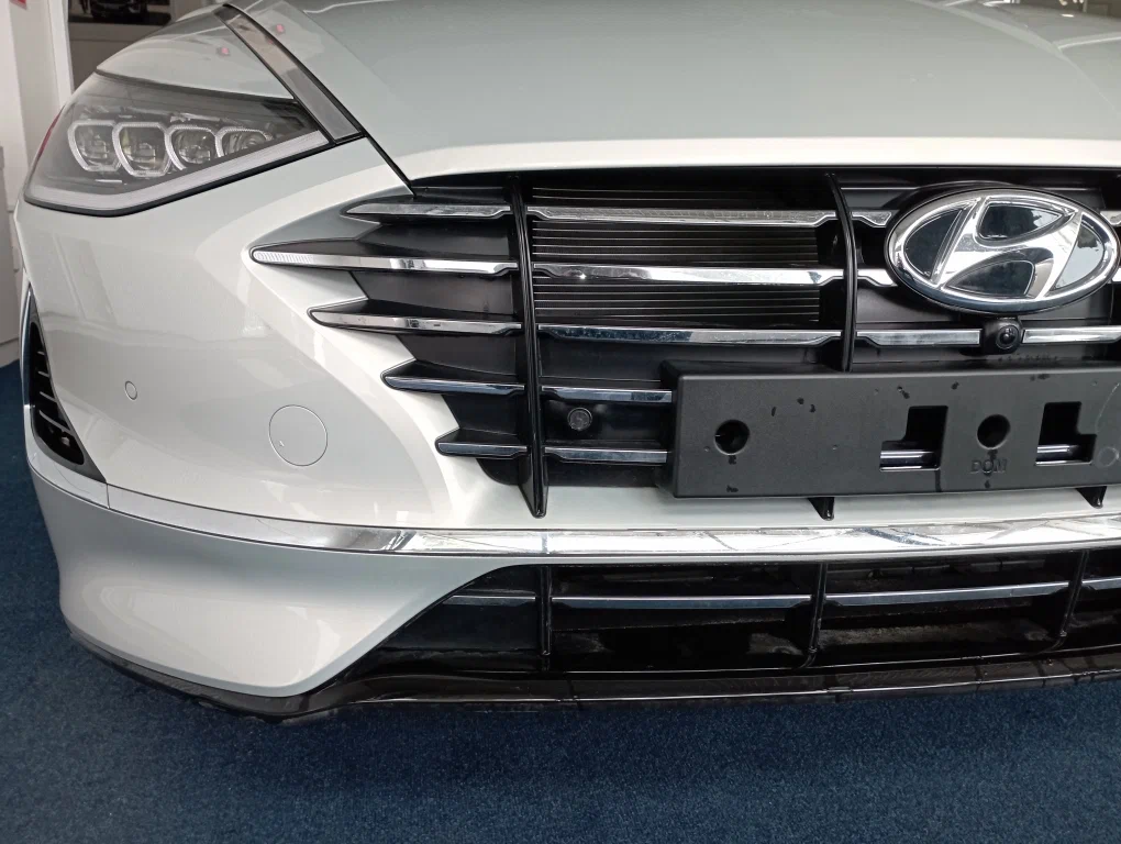 Hyundai Sonata Седан - Изображение №3