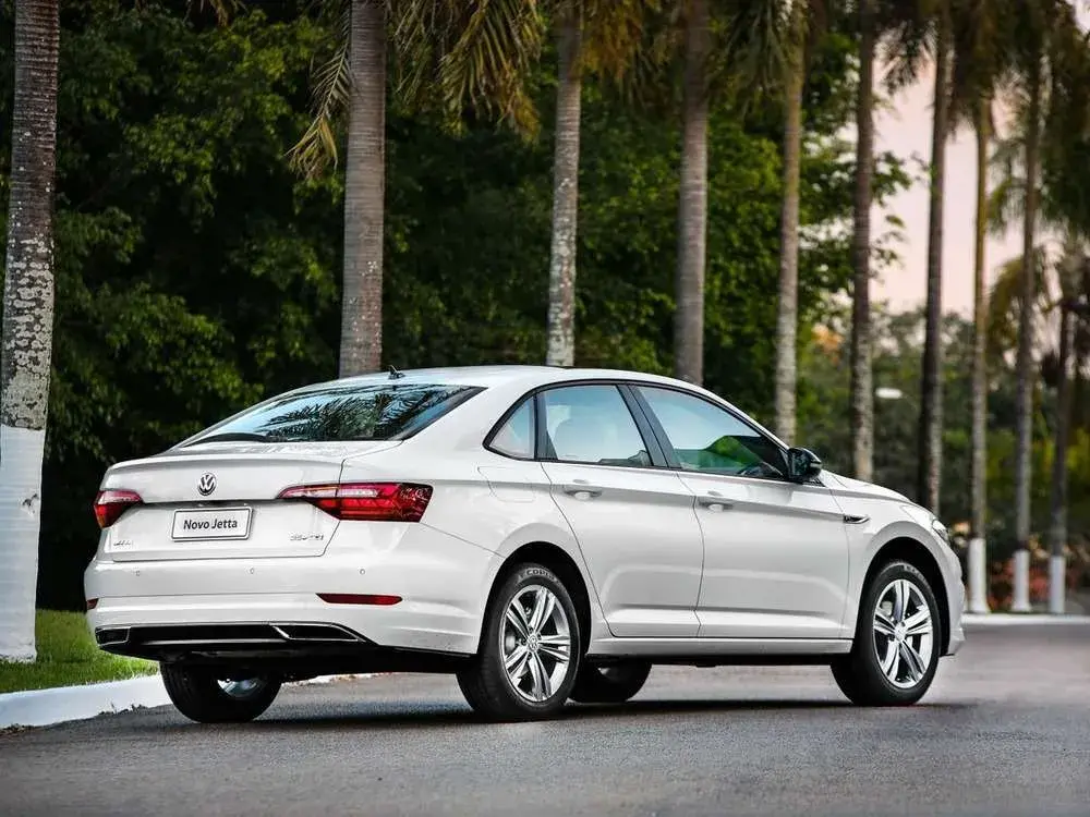 Volkswagen Jetta - Изображение №3