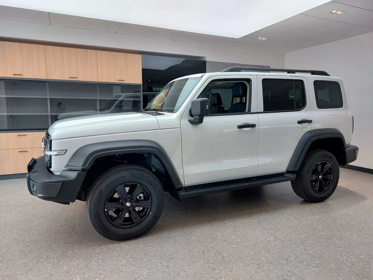 Tank 300 - Изображение №3