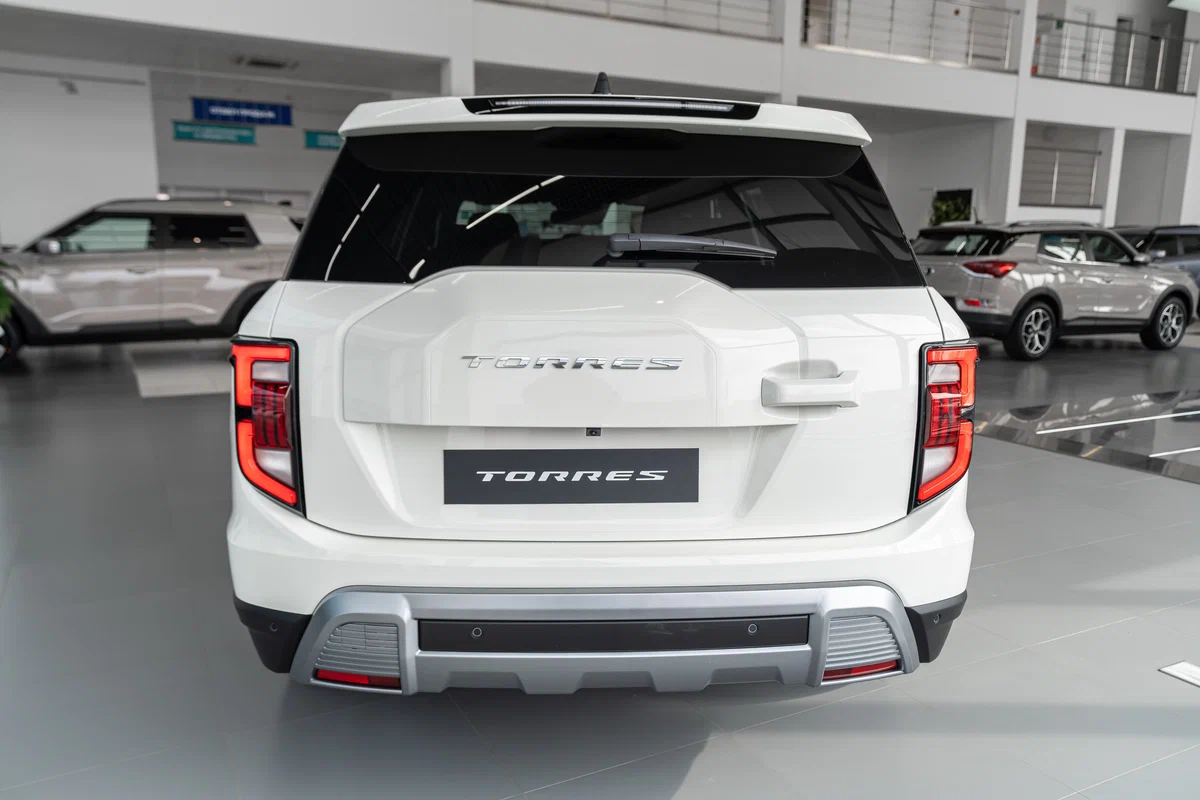 KGM TORRES - Изображение №2