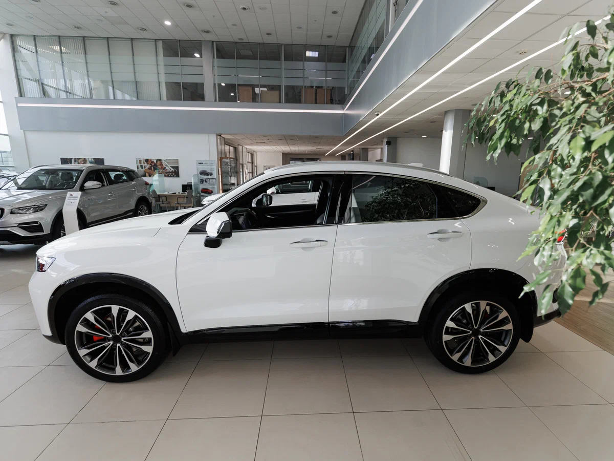 KNEWSTAR 001 - Изображение №2