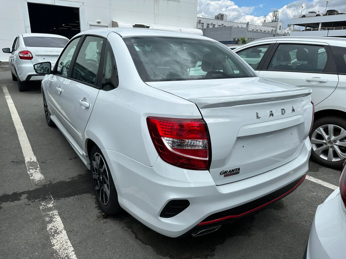 Lada Granta Sportline - Изображение №3