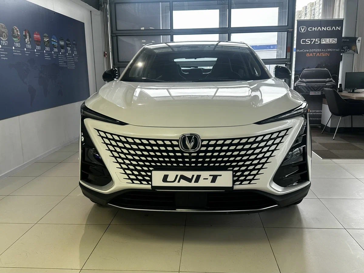 Changan UNI-T - Изображение №1