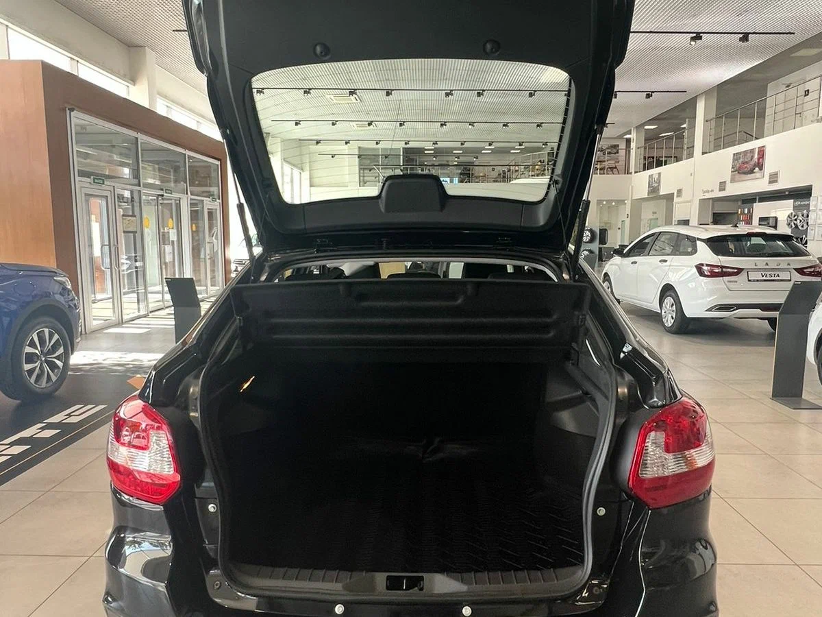 Lada Granta Sportline Лифтбек - Изображение №3