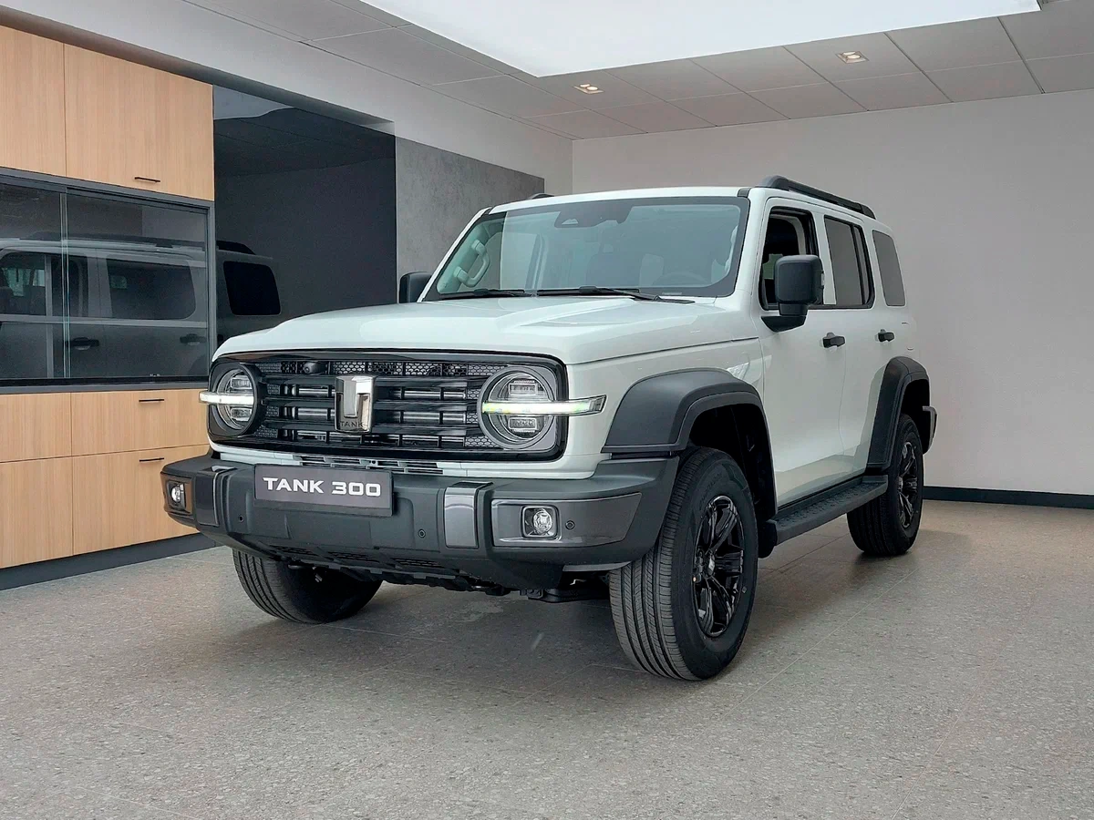 Tank 300 - Изображение №2